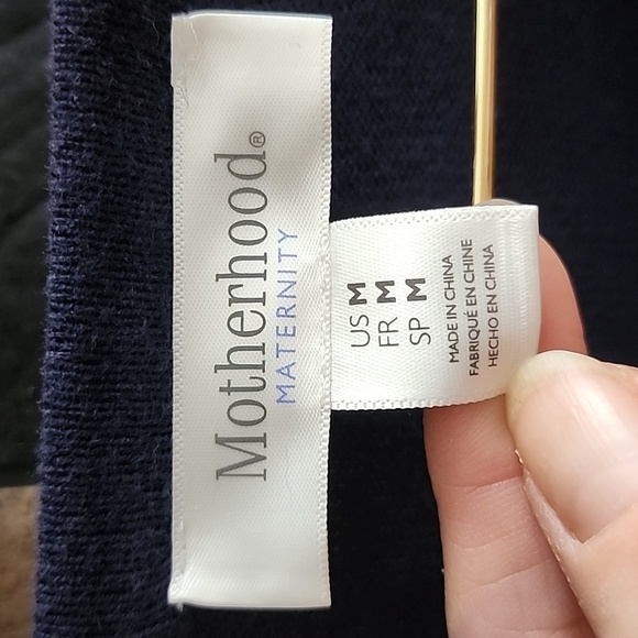Motherhood Maternity Sweater Size Medium - Picture 3 of 5